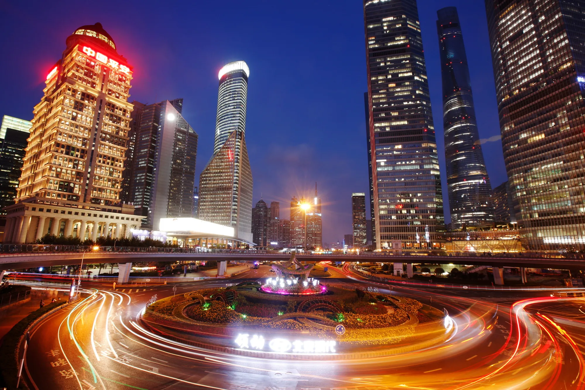 Traffic in Shanghai.&nbsp;