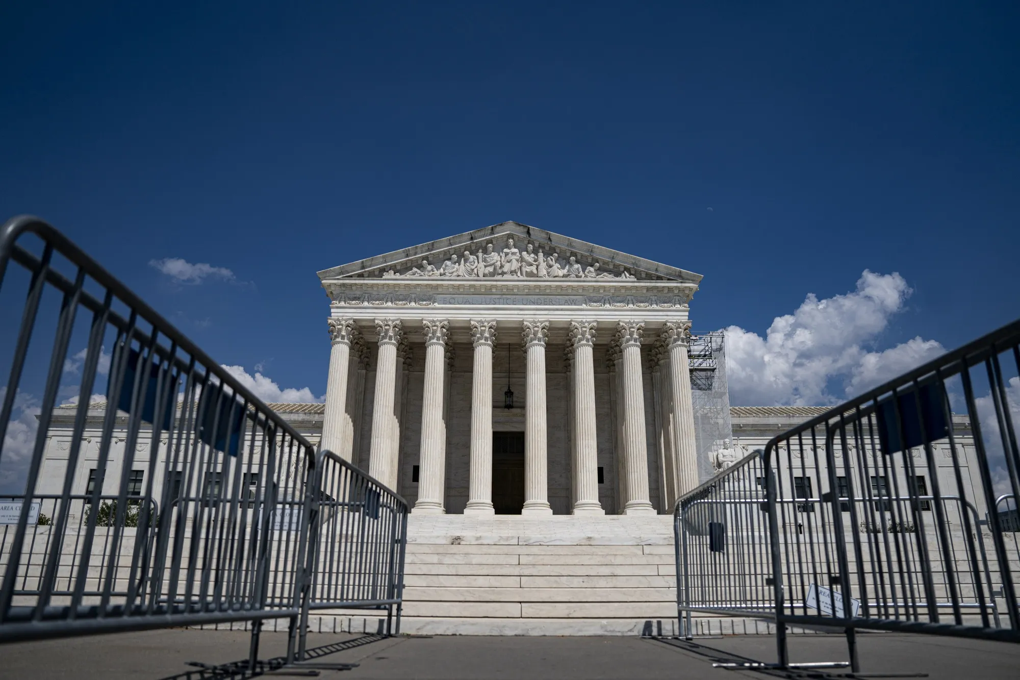 Supreme Court Keeps Full Access to Widely Used Abortion Pill