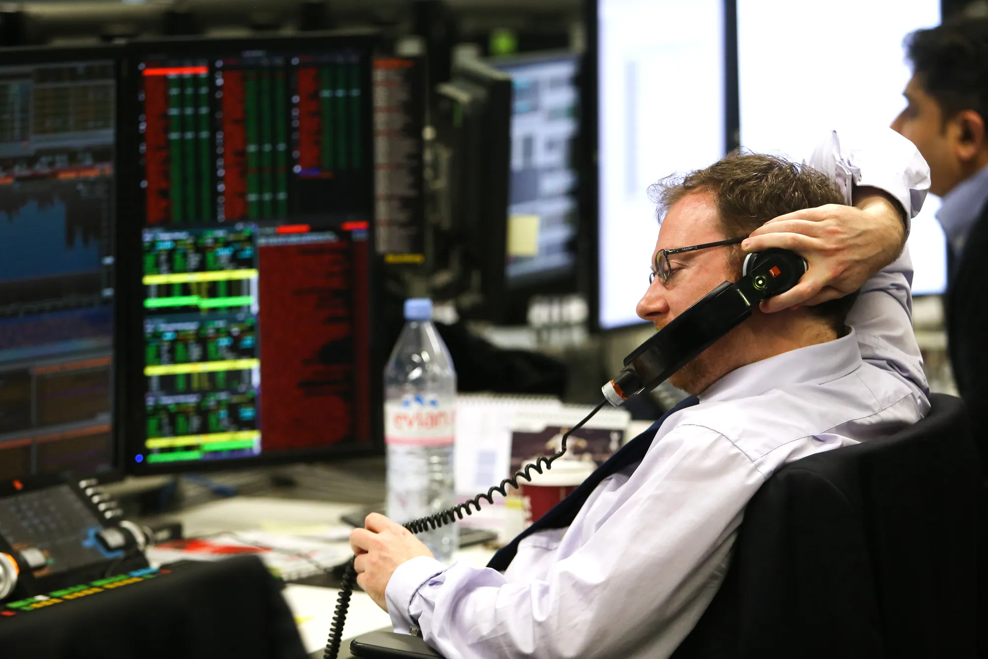 U.K. Traders Monitor Stocks As Shareholders Have $27 Trillion Locked In Bear Markets