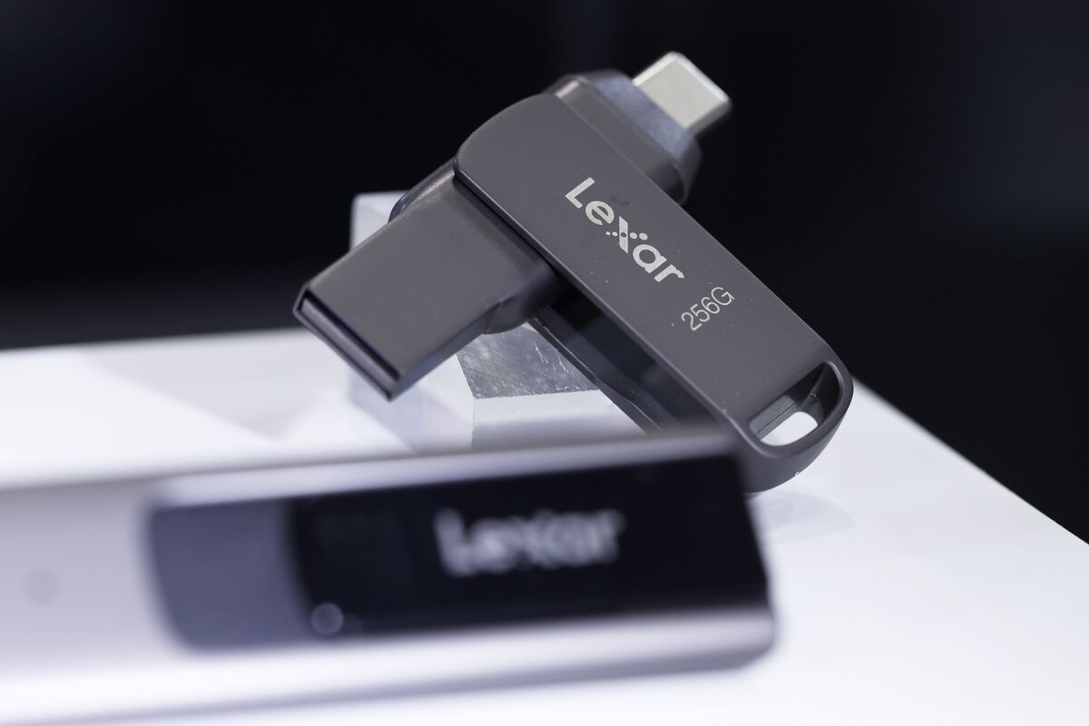 Longsys Set to Debut in Hong Kong After $903 Million Listing