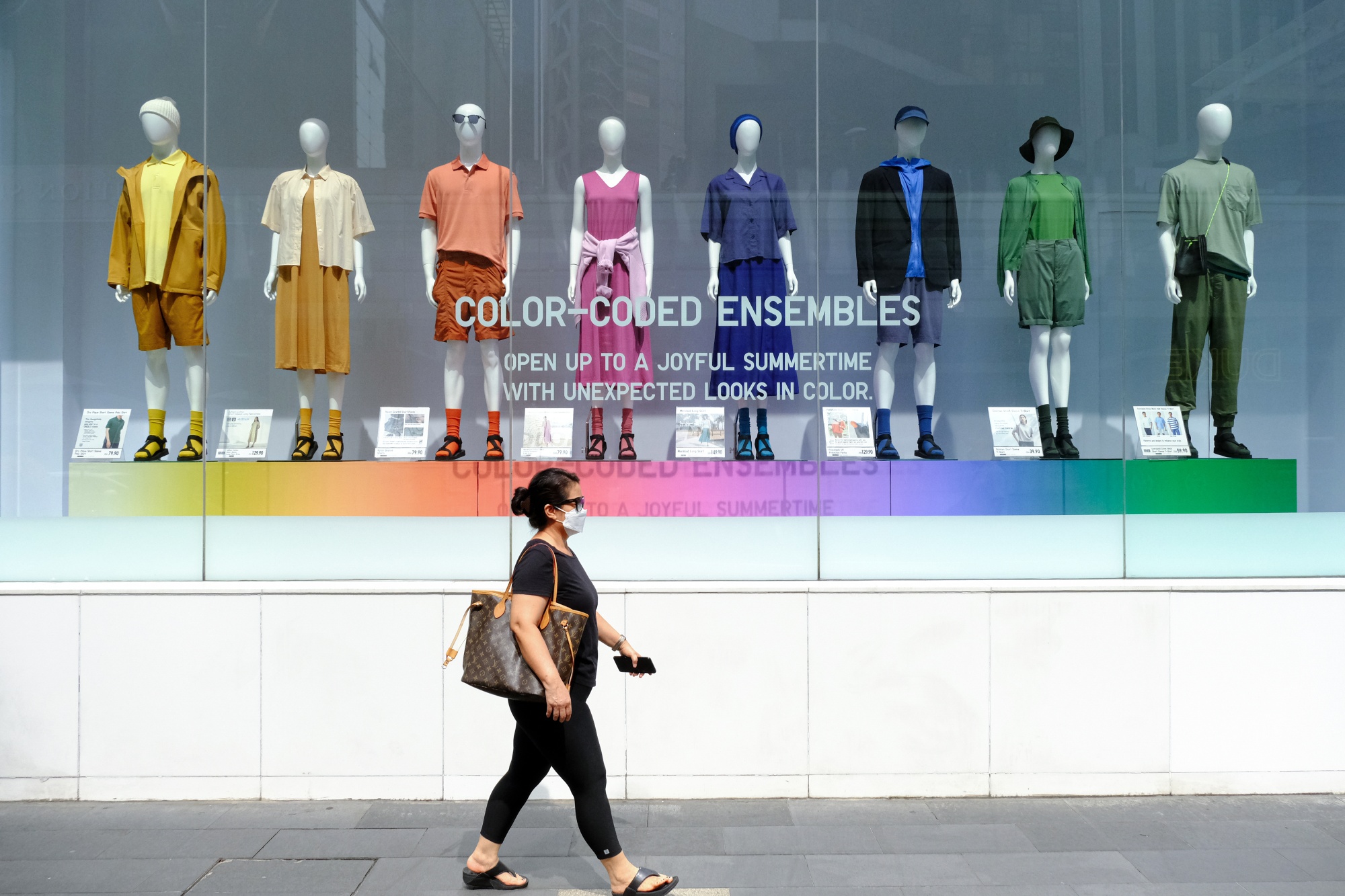Uniqlo owner sees big profit drop in China sounds alarm on yen  Reuters