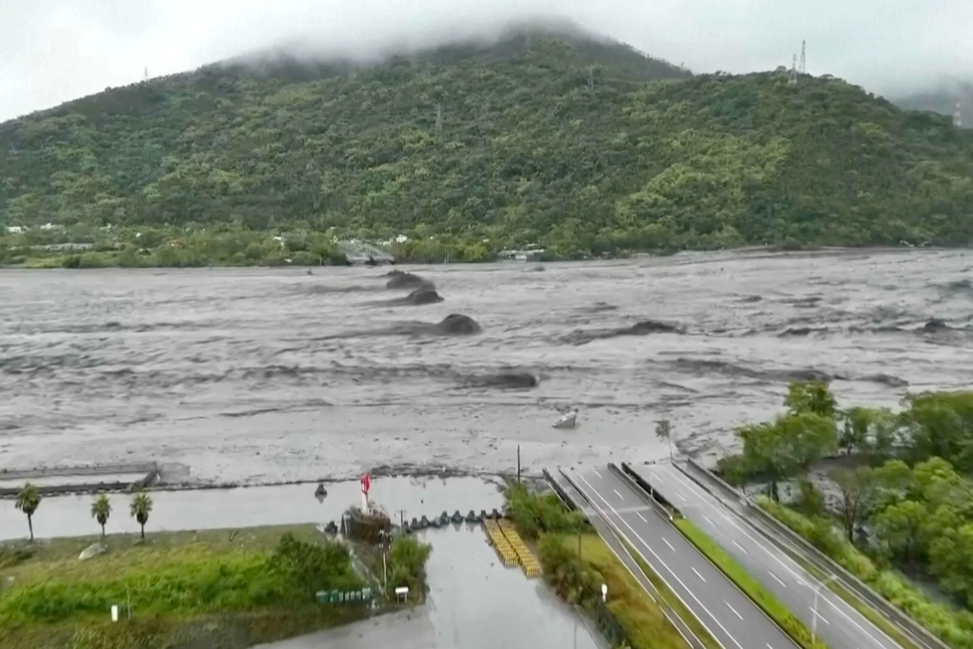The remaining piers of the Mataian Bridge after it collapsed during Super Typhoon Ragasa passing through Hualien in Taiwan on Sept. 23.