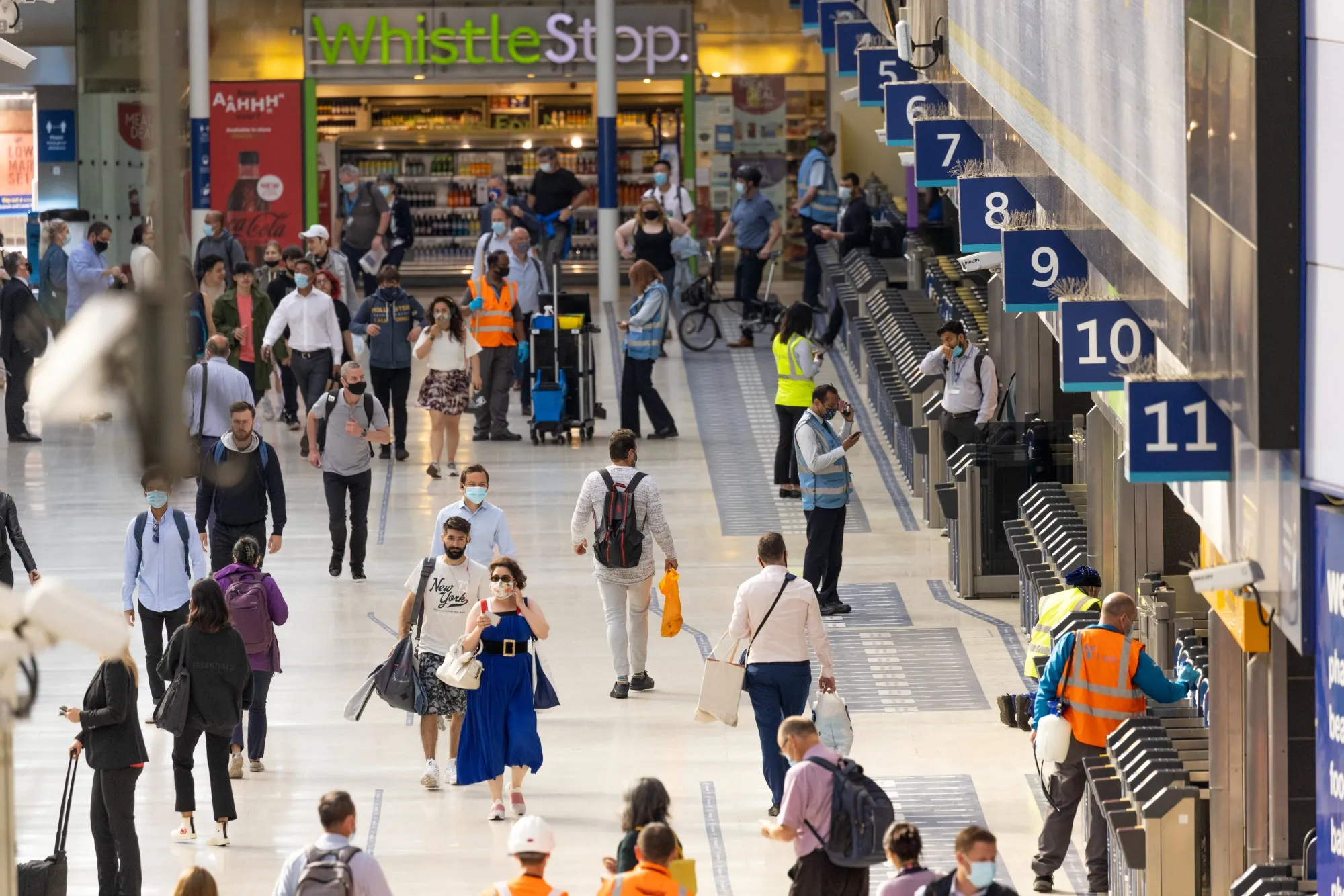 Commuters Return To London, Just Not on Mondays
