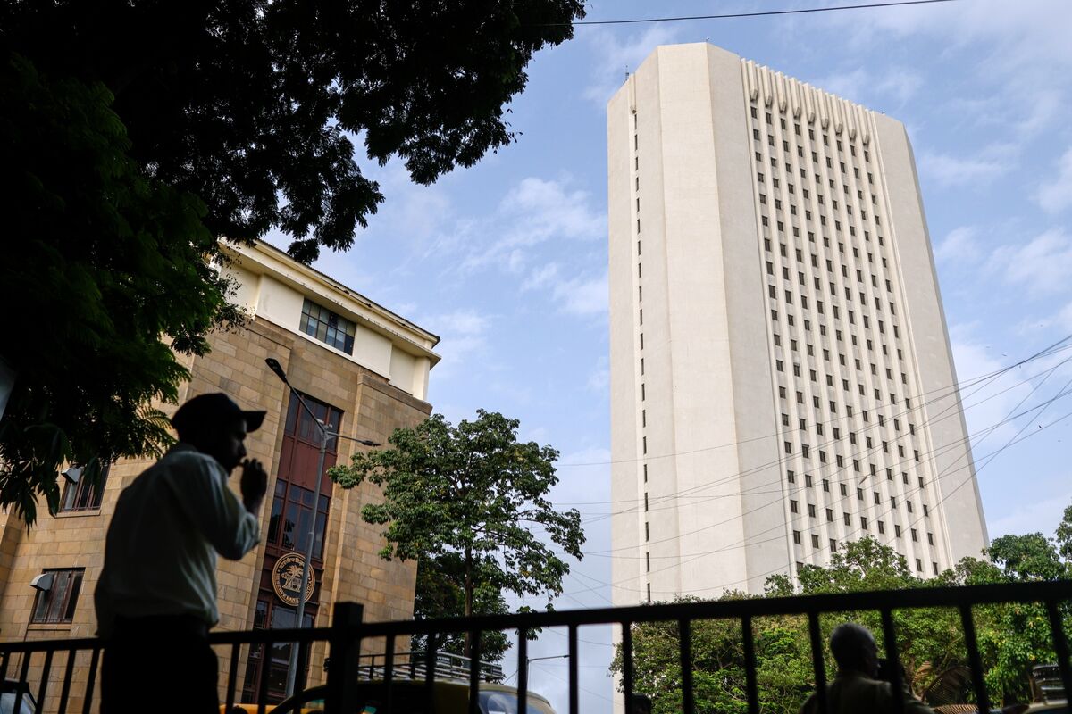 Global Funds Sour on India Stocks as Some Cut Allocation to Zero