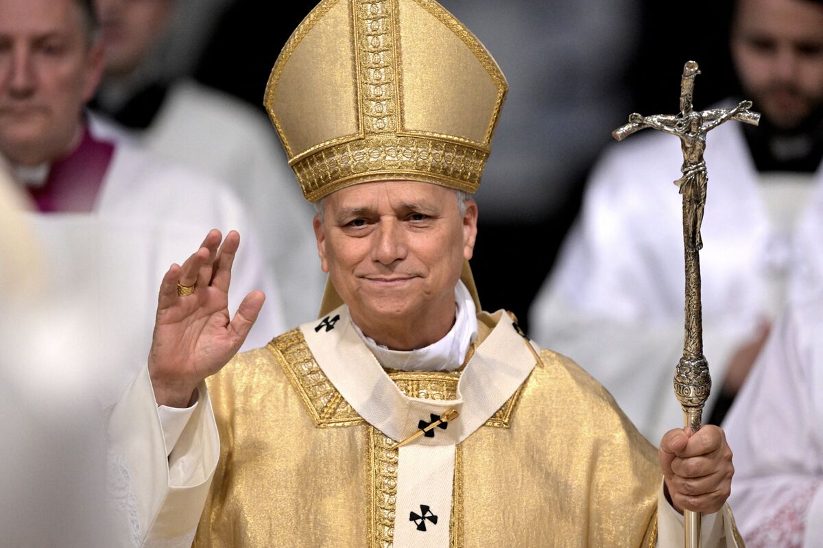 Trump renews attacks on Pope Leo ahead of Rubio’s Vatican visit