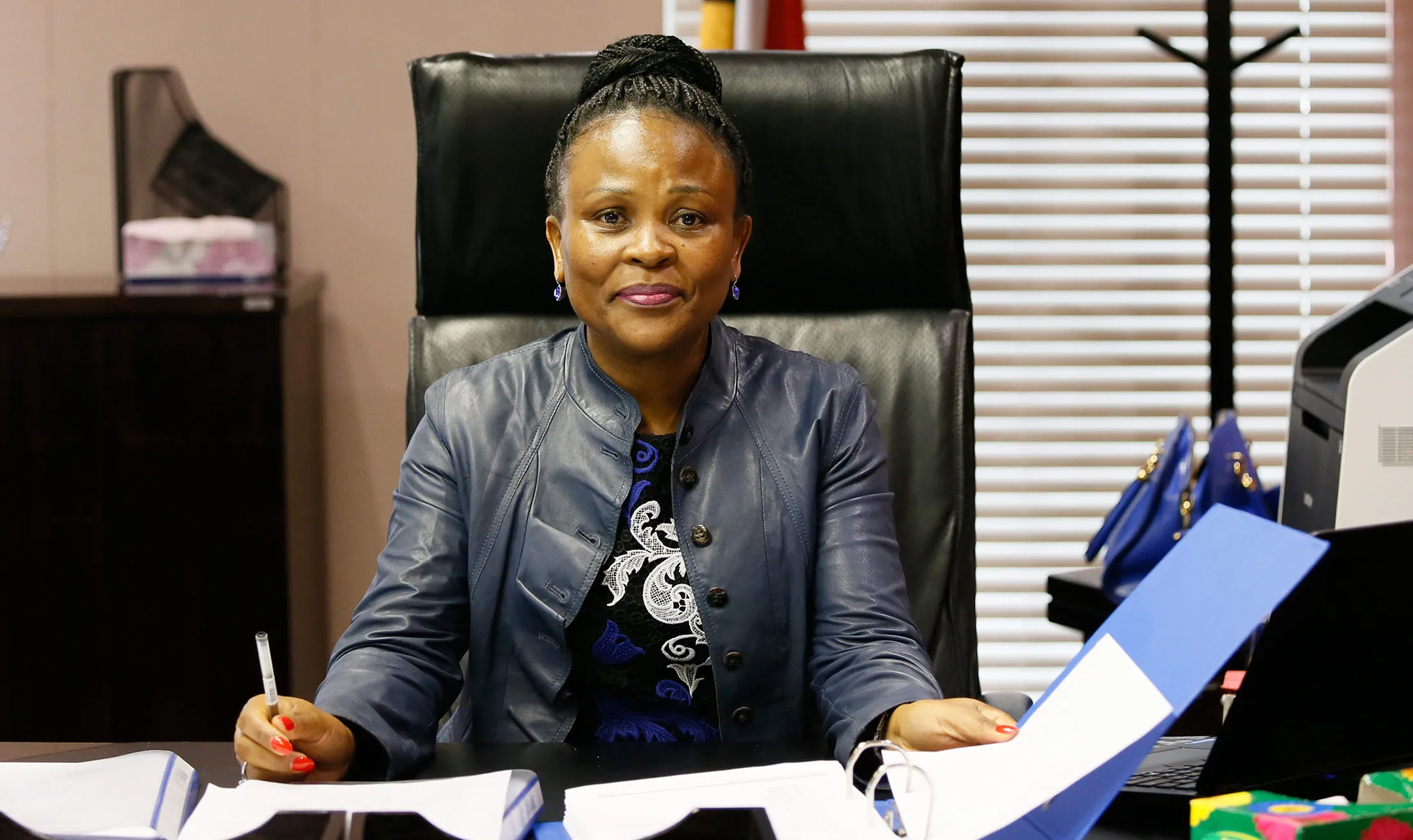South African Lawmakers Fire Controversial Graft Ombudsman Busisiwe ...