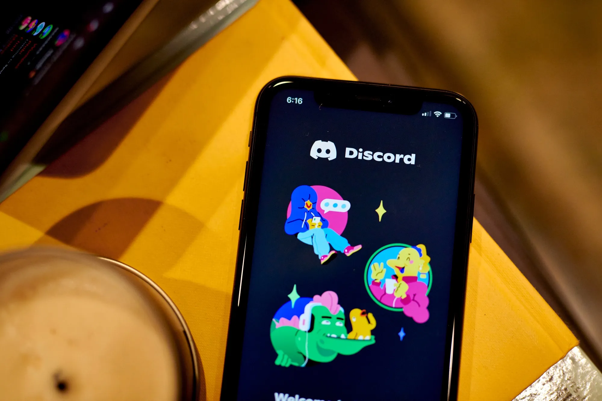 Discord Names New CEO as Co-Founder Jason Citron Steps Down Ahead of IPO -  Bloomberg