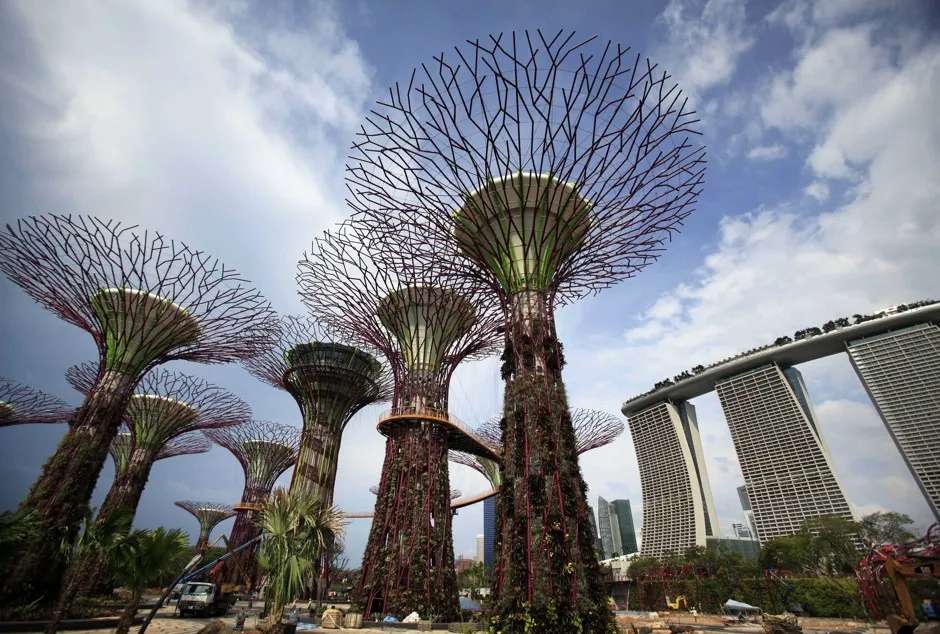 Singapore's gardens and luxury hotels play a big role in "Crazy Rich Asians."