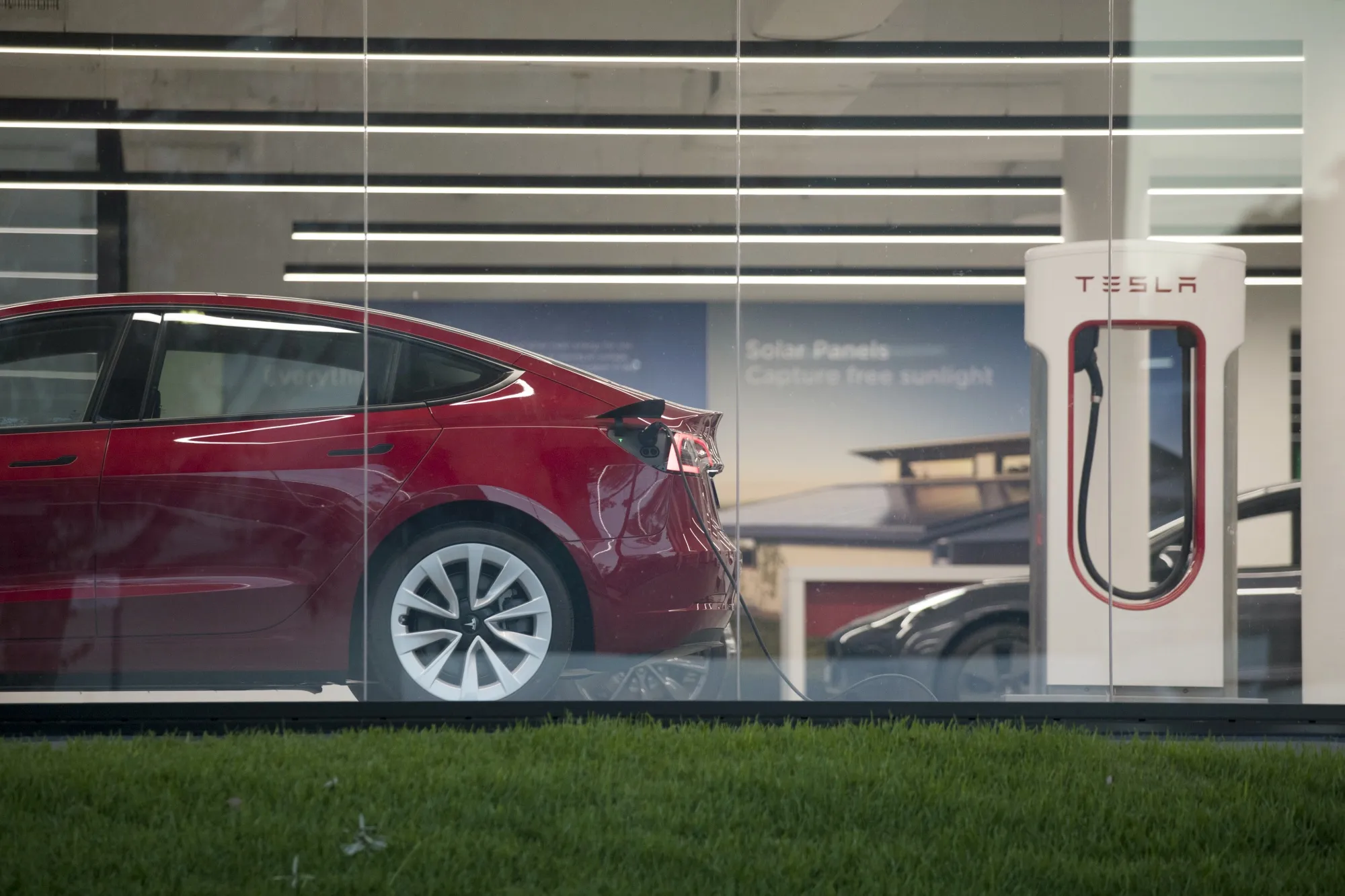 Tesla Service Centers as the Automaker Can't Overcome Australian Hostility to Electric Cars