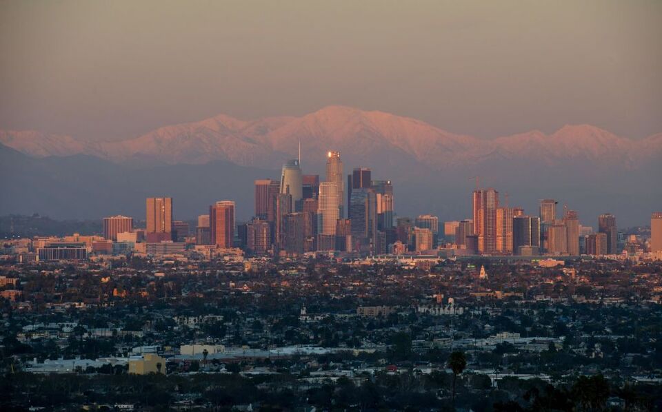 Los Angeles Economic Boom Outpaces U.S. Cities - Bloomberg