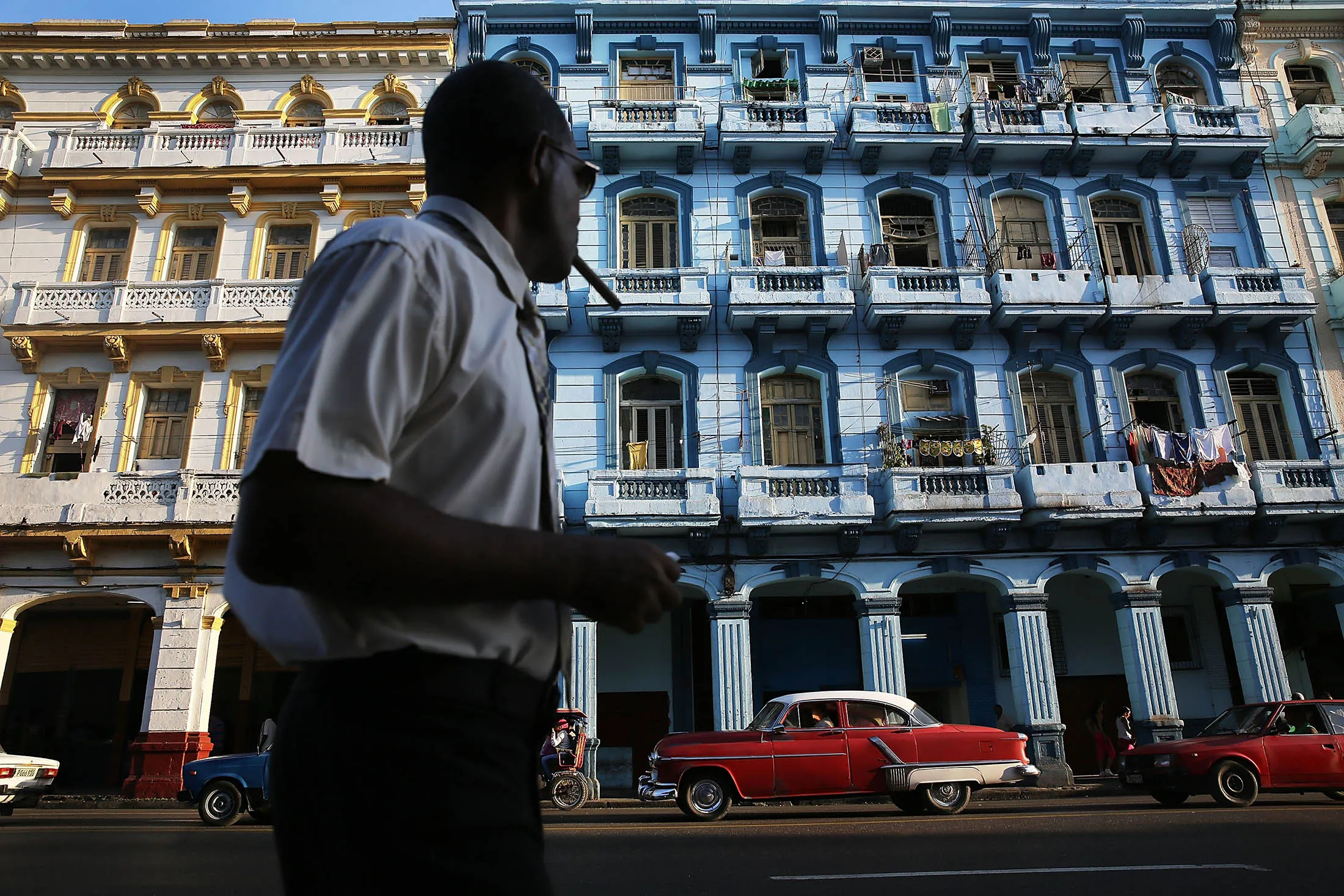 Cuba prepares for the visit of U.S. president Barack Obama in March 2016. Trading houses are eyeing Cuba as Japan’s confidence in the rest of Latin America wanes. Business confidence of Japanese companies in Latin America fell last year due to the drop in oil prices and a worsening political environment.

