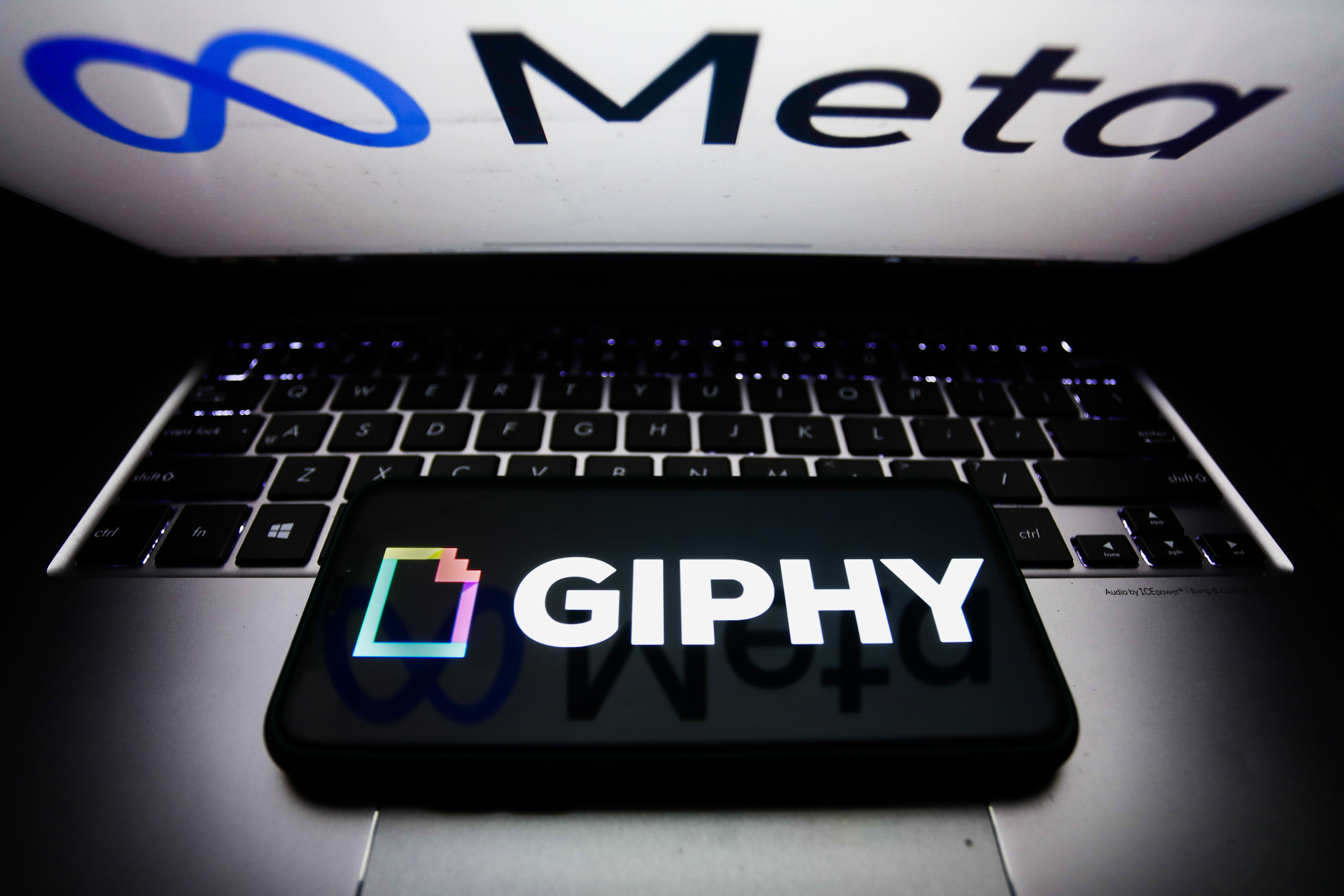 Giphy And Meta Photo Illustrations