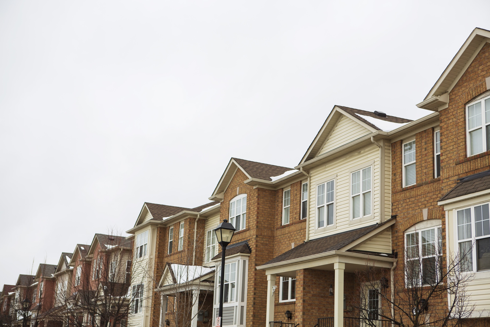 Canada Faces House-Price Pickle in Tighter-Mortgage Push - Bloomberg