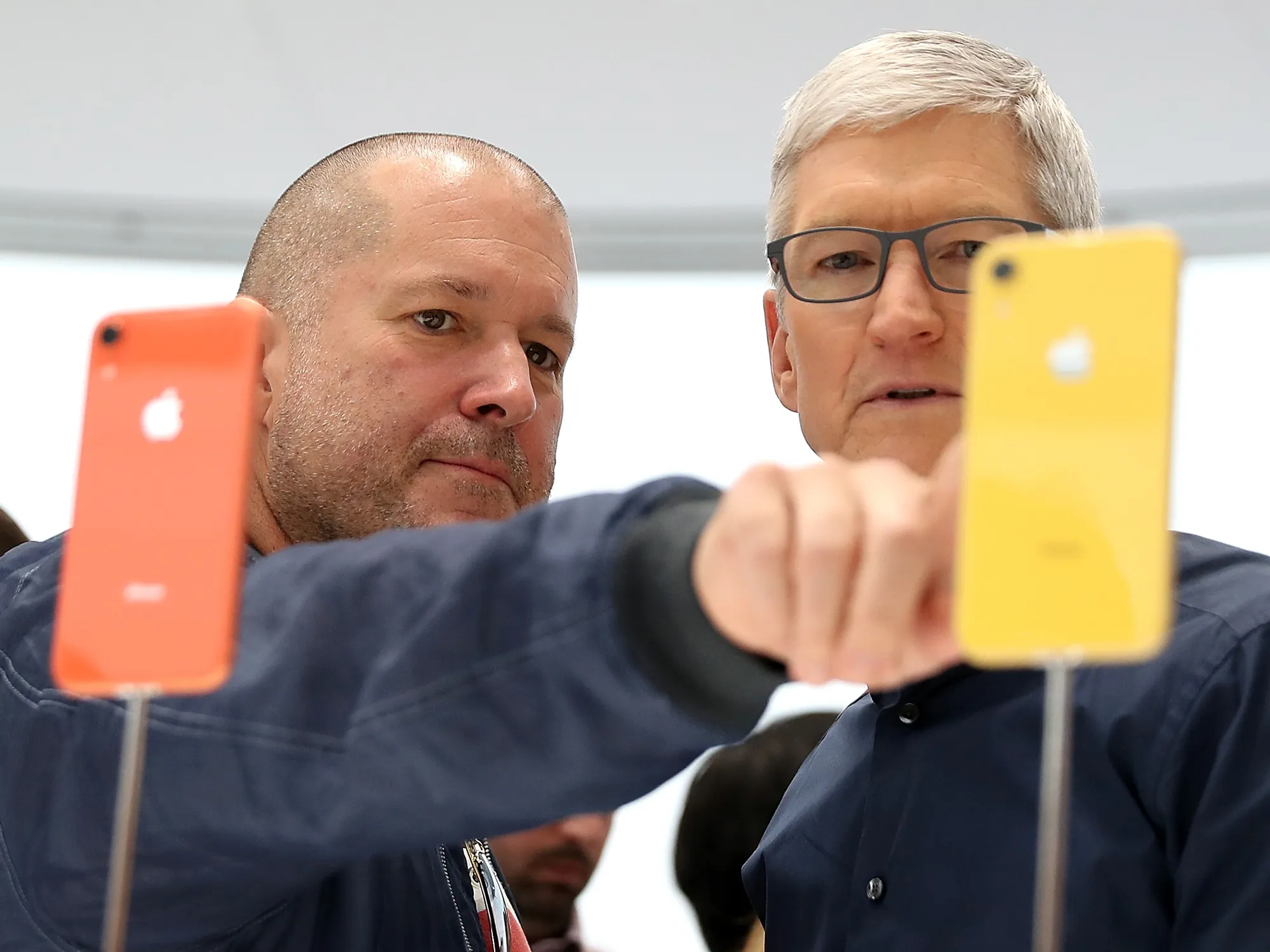 Why Apple's OpenAI Lawsuit Doesn't Mention Jony Ive; AI Recording at Genius Bar - Bloomberg