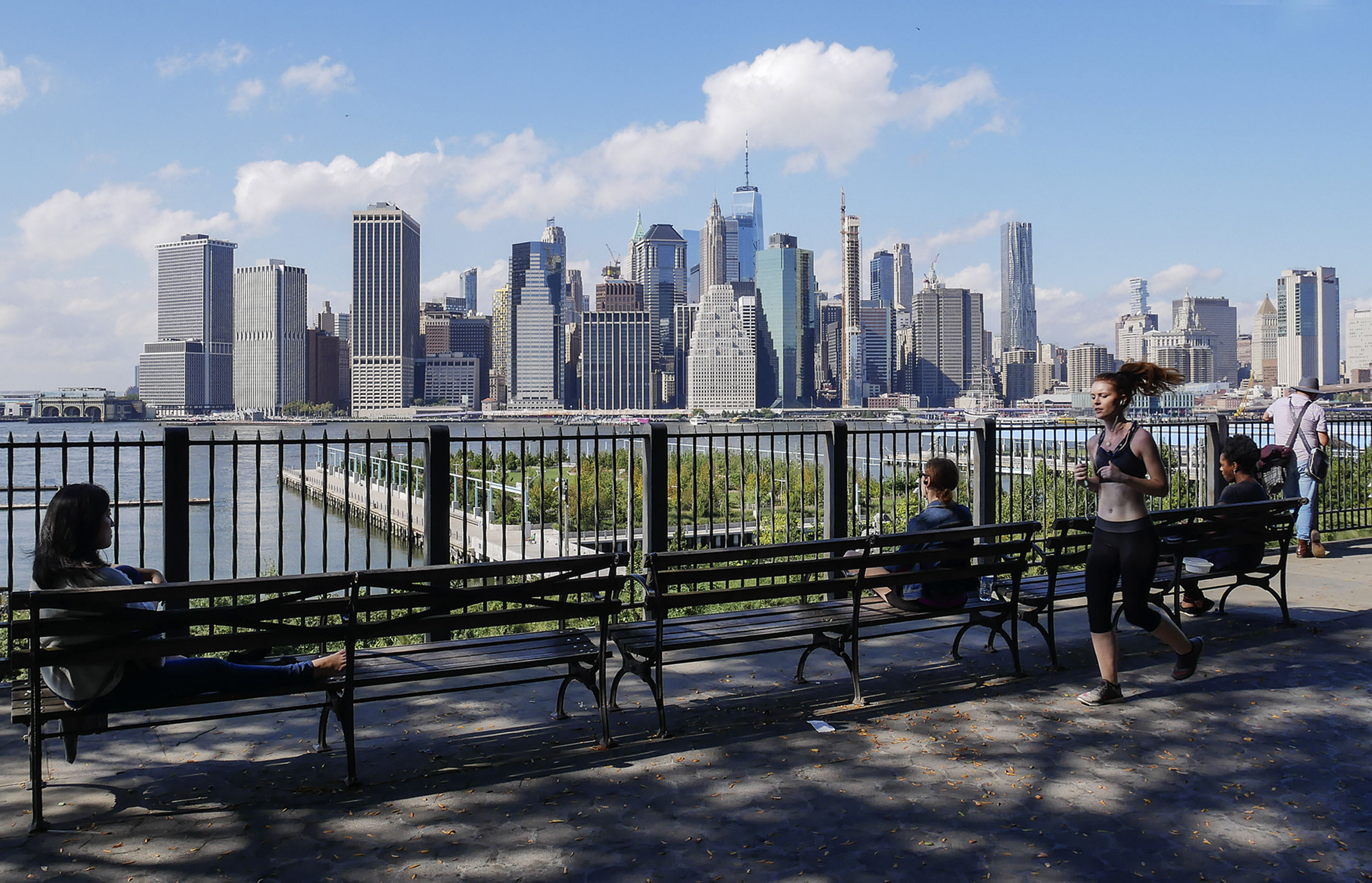 Manhattan’s Sidelined Homebuyers Seeking Out the Poshest Rentals