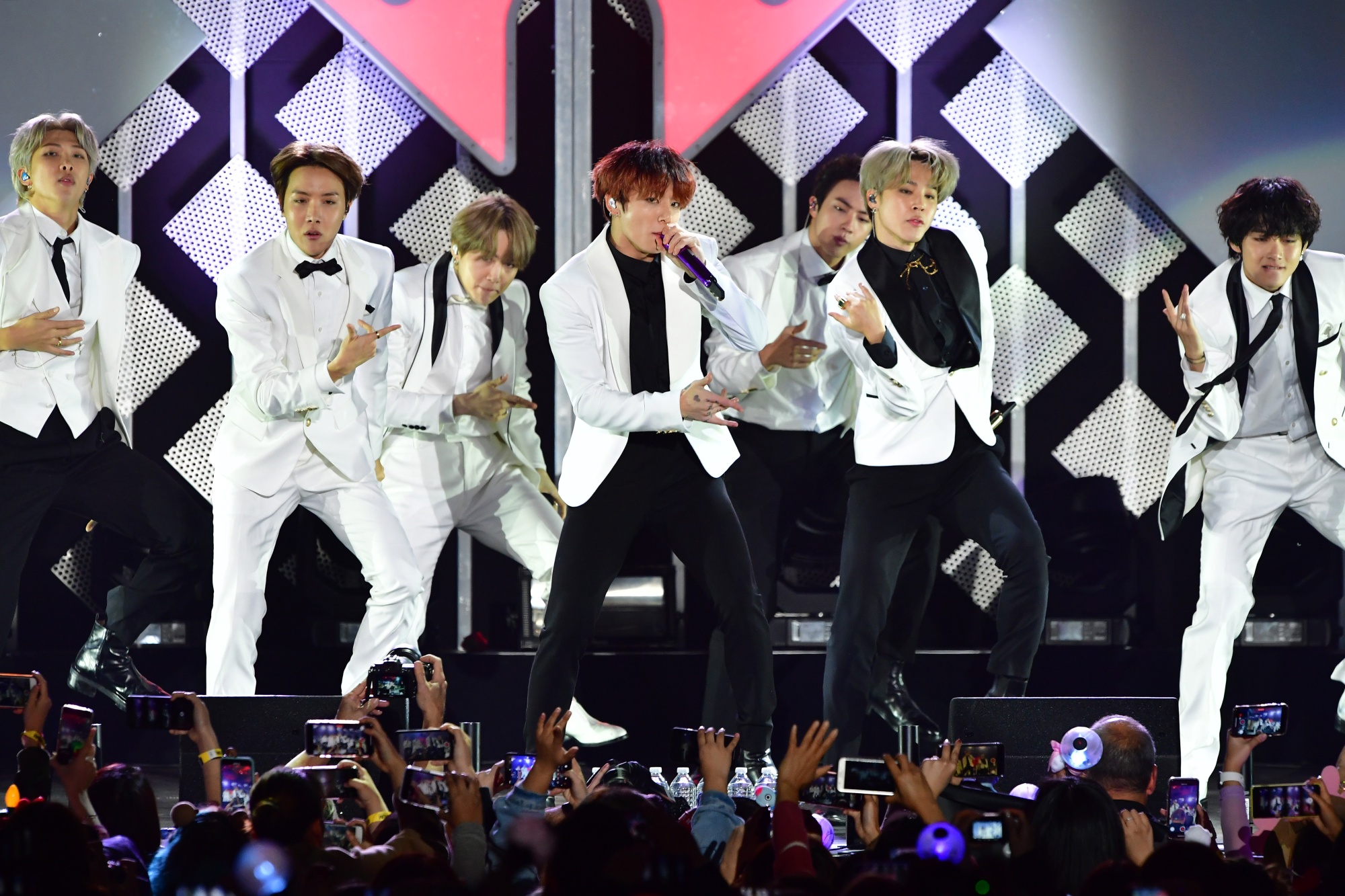BTS Confirms Highly-Anticipated Details of Their First Stadium Show in the  U.S.