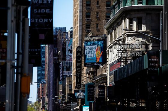 Broadway’s Stagehands Struggle to Hold On Until Theaters Revive