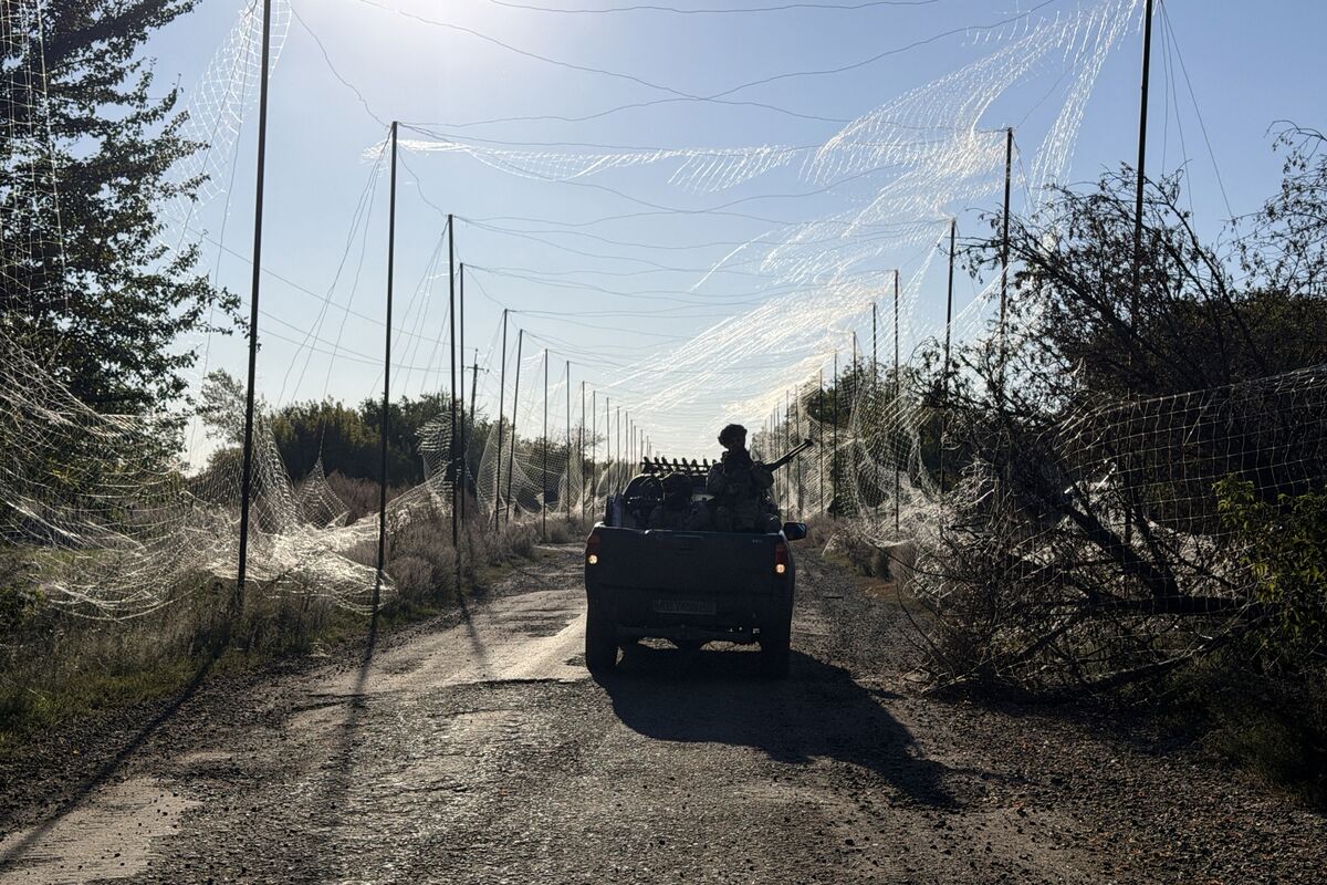 Mexico to Investigate Video of Alleged Cartel Members in Ukraine