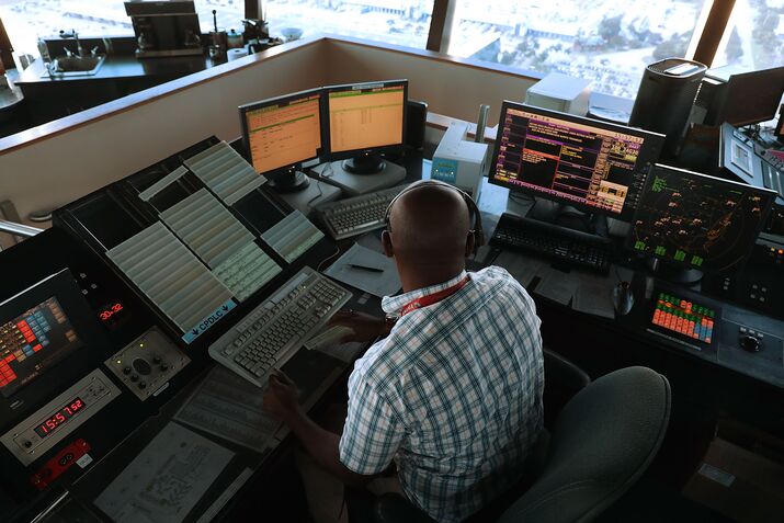 New Communications System Demonstrated At Miami Int'l Airport