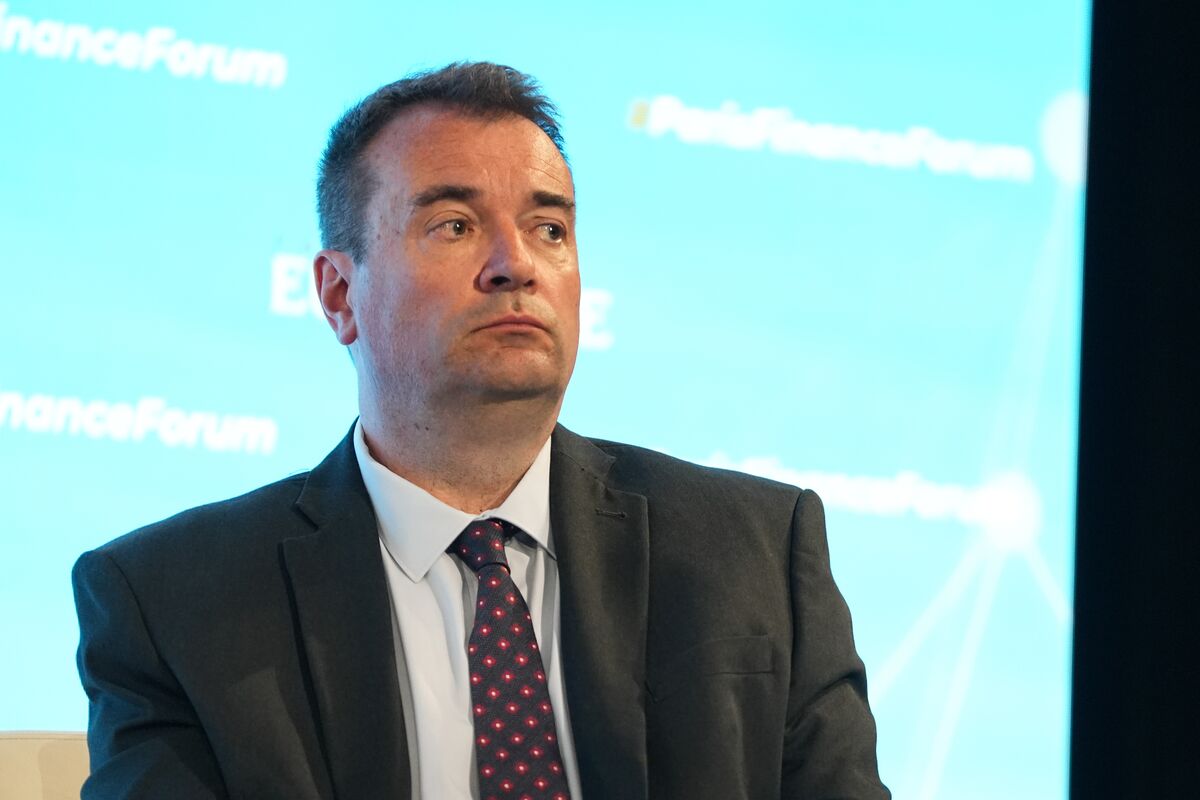 HSBC’s Europe CEO Andrew Wild to Step Down for Family Reasons - Bloomberg