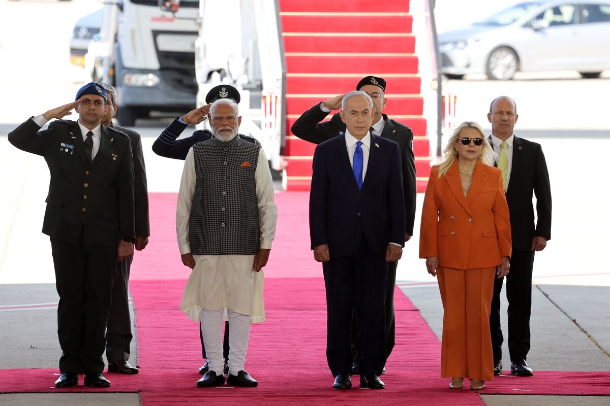 友人多いインドに影響力なし、中東危機で全方位外交の限界露呈 - Bloomberg