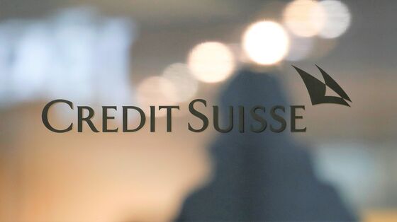 Credit Suisse Is Pushing for Full Control of China Venture