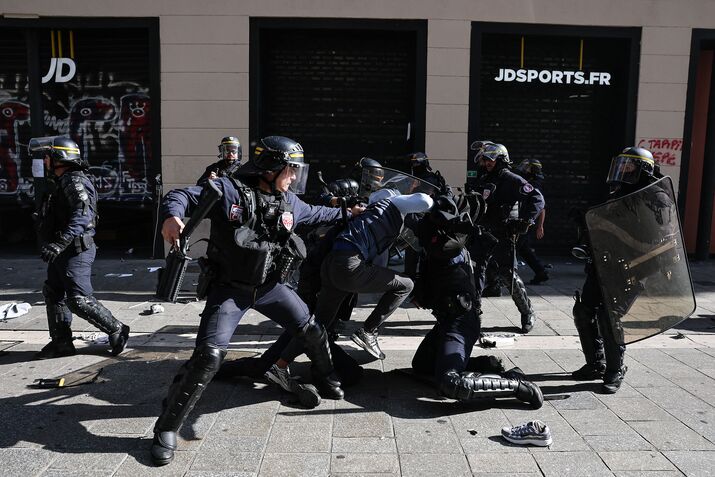 France Toughens Response to Protests as Officials Admit Failure
