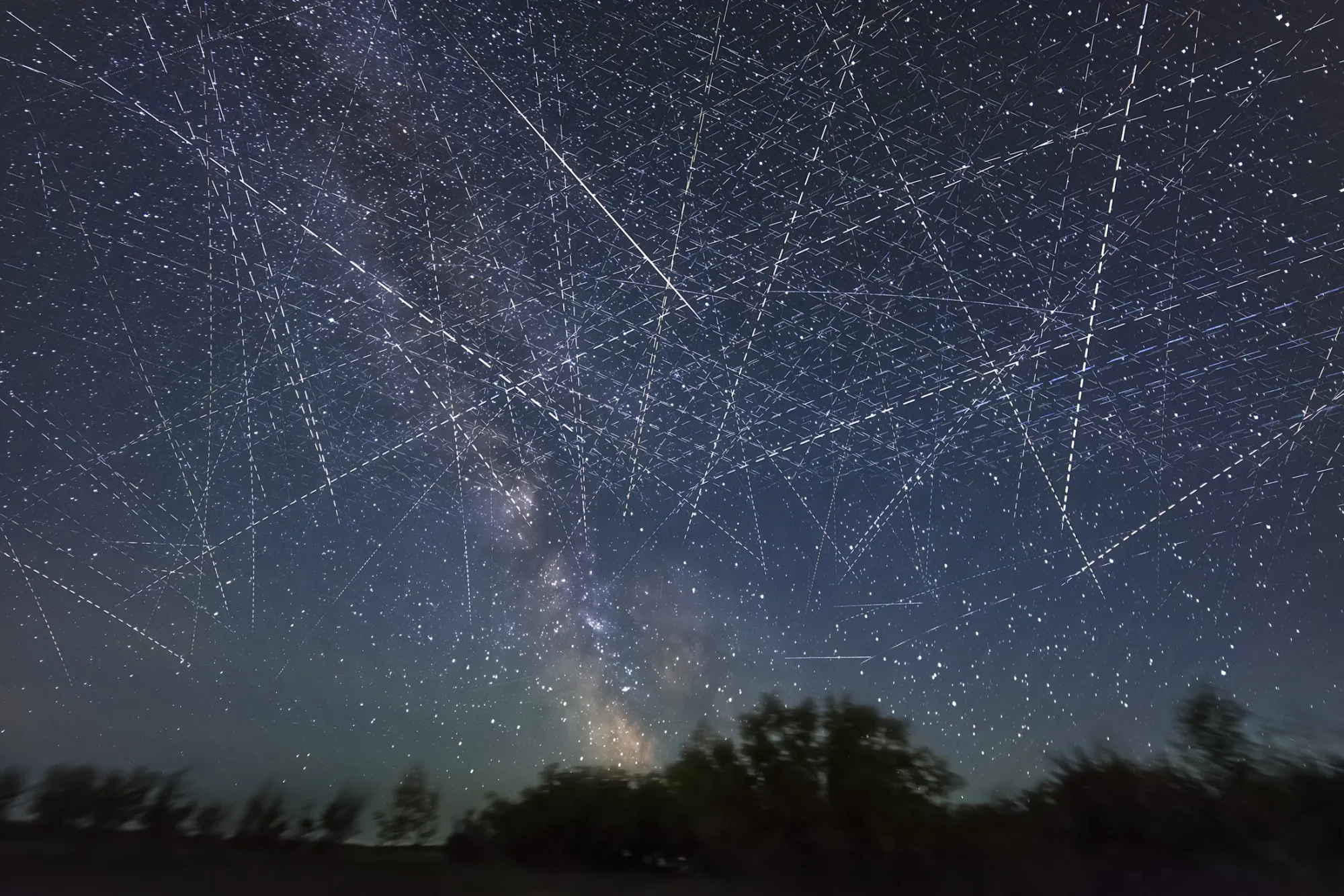 A timelapse&nbsp;showing satellites in the night sky.
