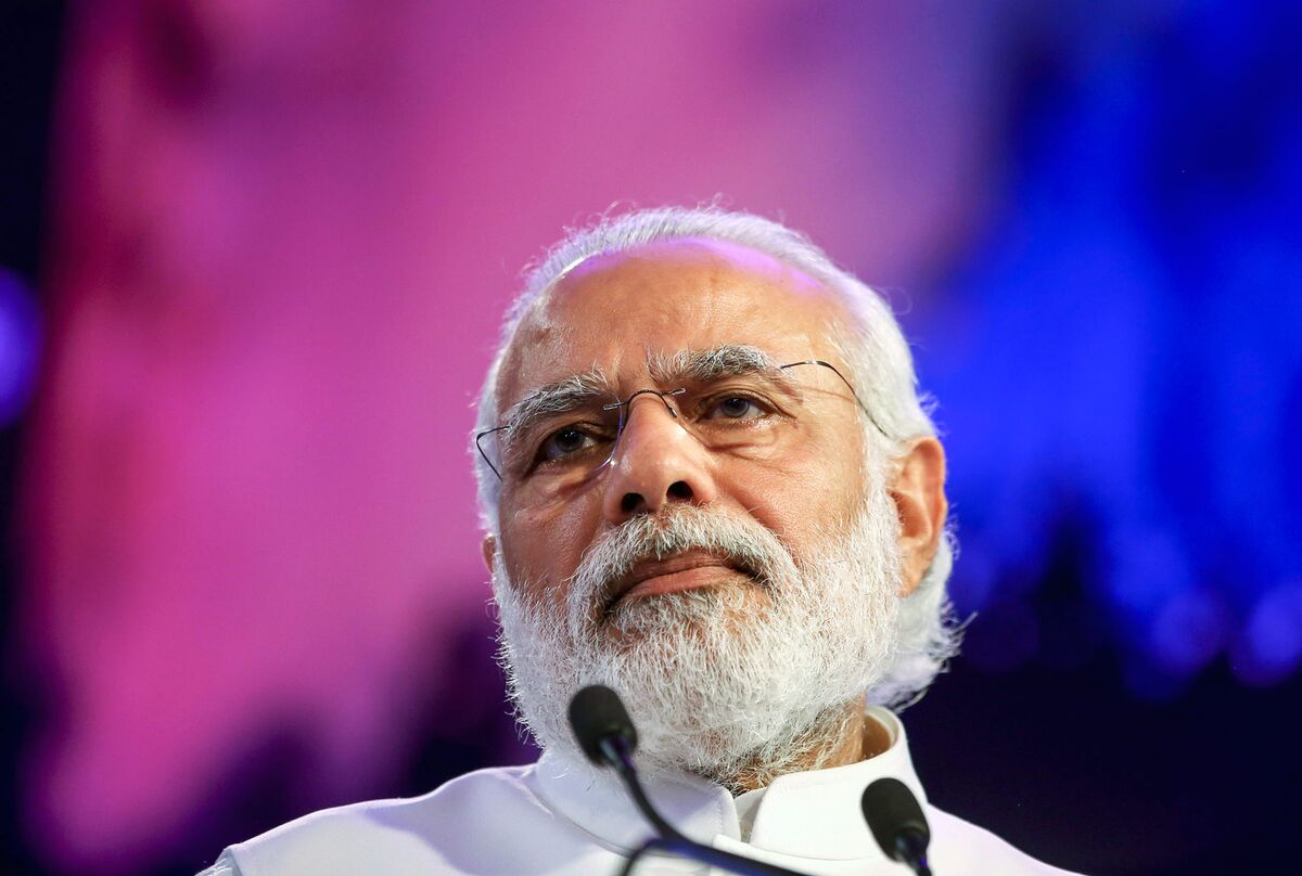 modi-still-popular-after-two-years-though-india-jobs-a-concern-bloomberg