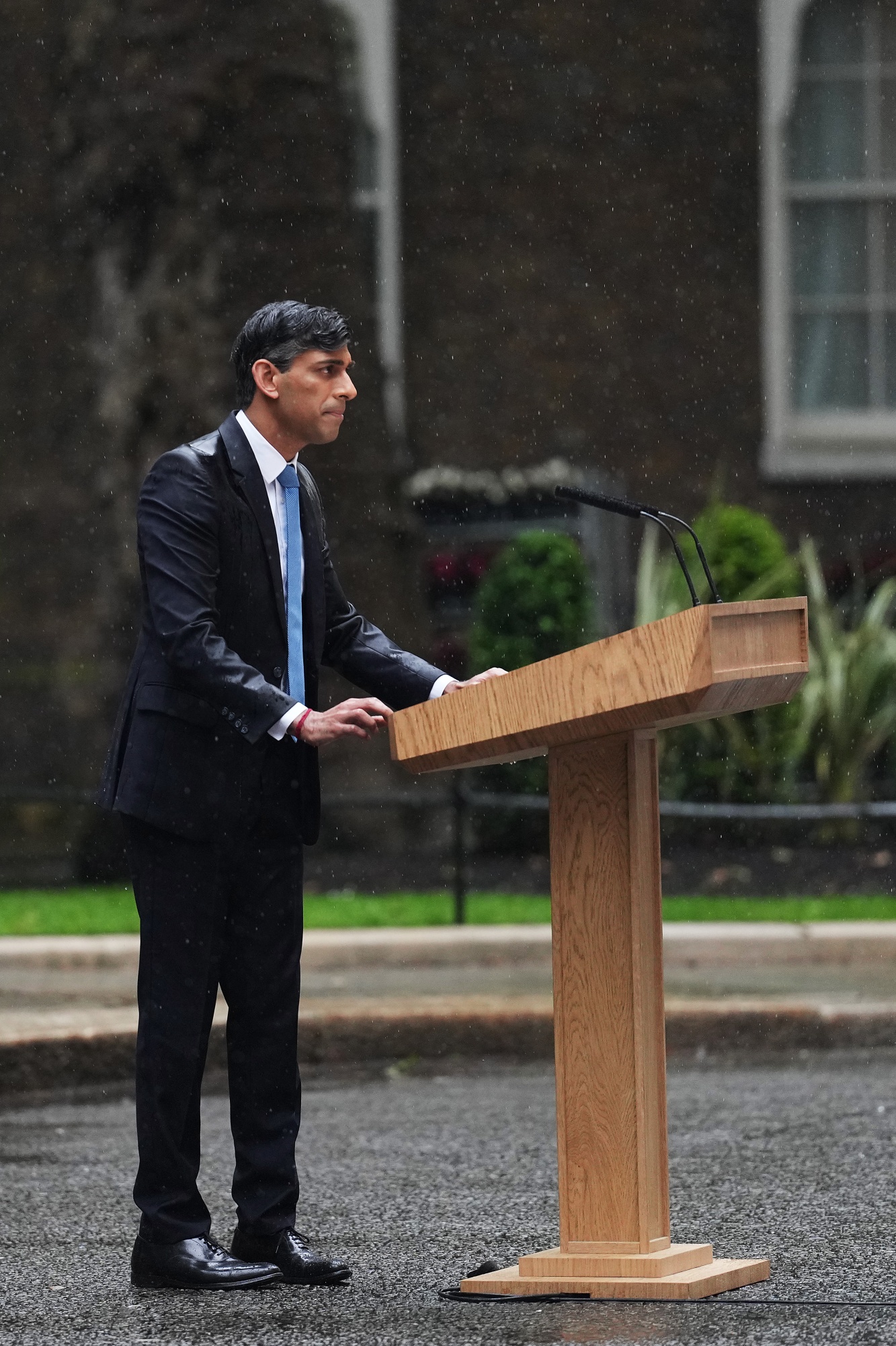 UK July Election: Things Can Only Get Wetter for Rishi Sunak and the Tories  - Bloomberg