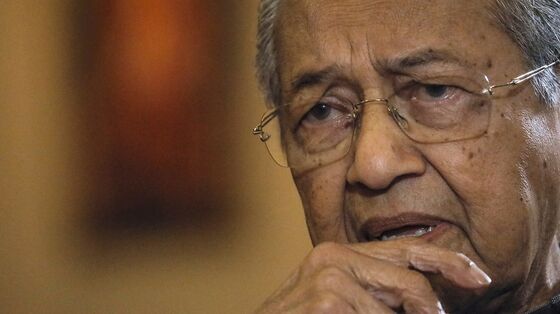 Coronavirus Pandemic Worse Than 1997 Financial Crisis, Mahathir Warns