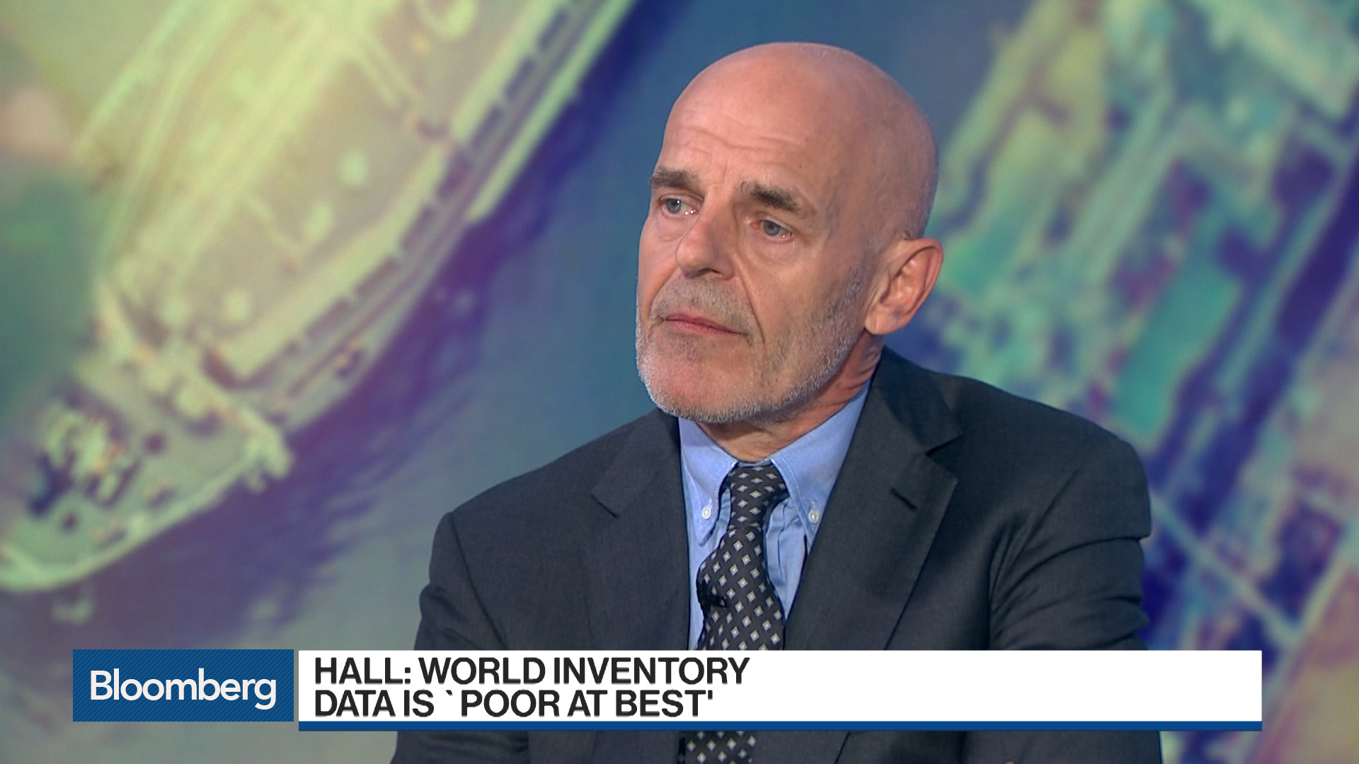 Watch Andy Hall Says Traders Probably `Better Off' Betting on Oil Rise