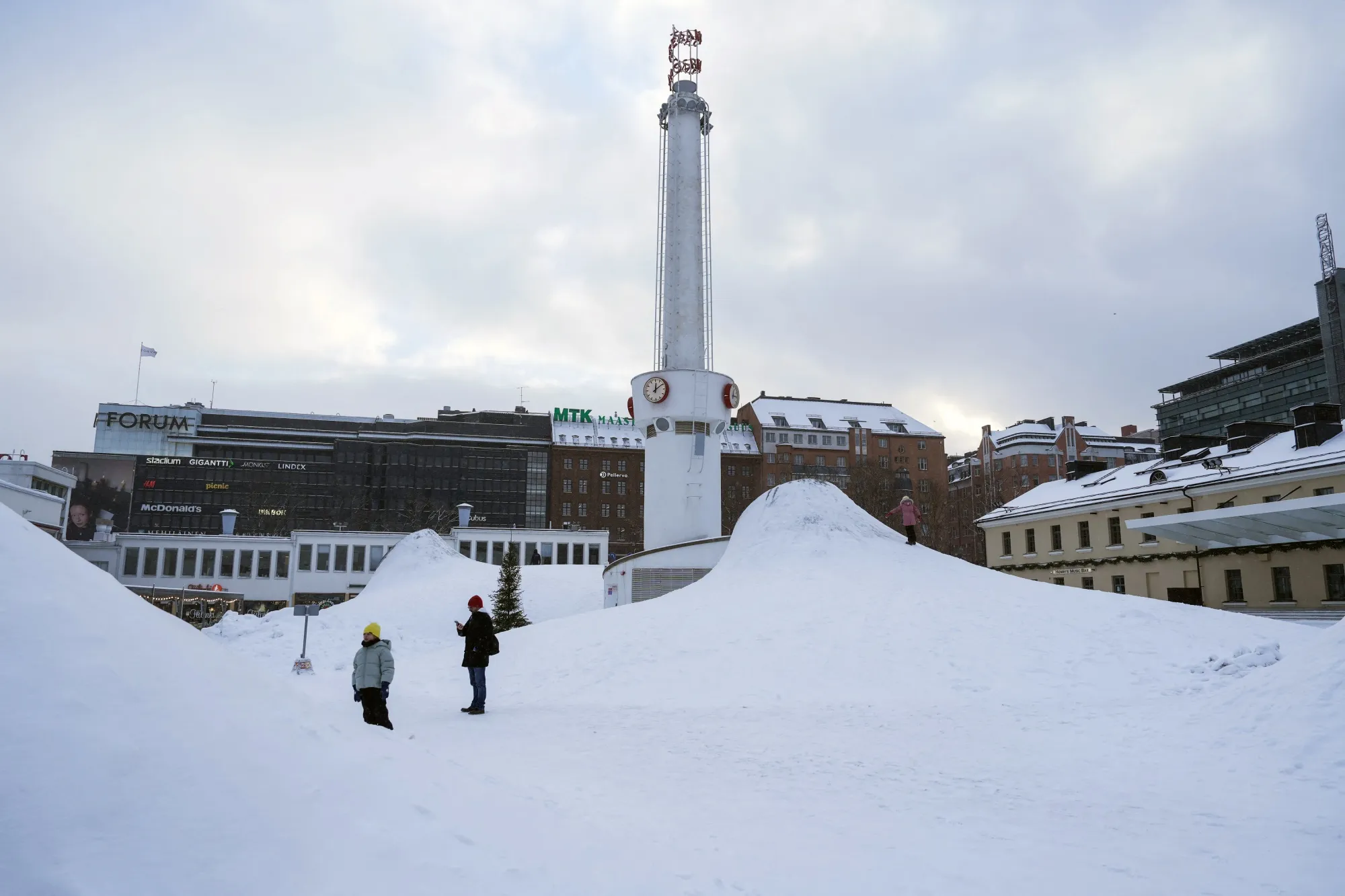Heavy snow in Helsinki on Jan. 3.
