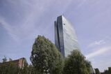 European Central Bank as Lagarde's Colleagues Divided Over Strategy 