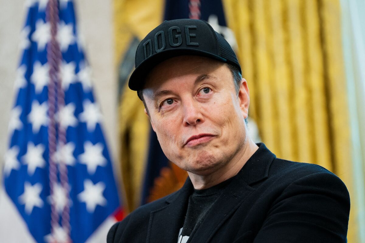Cover Image for Sorry, Elon. There’s Already a Third Party, and It’s Called MAGA