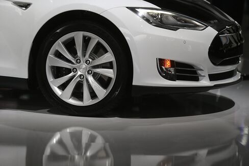 Tesla's Model S Automobile