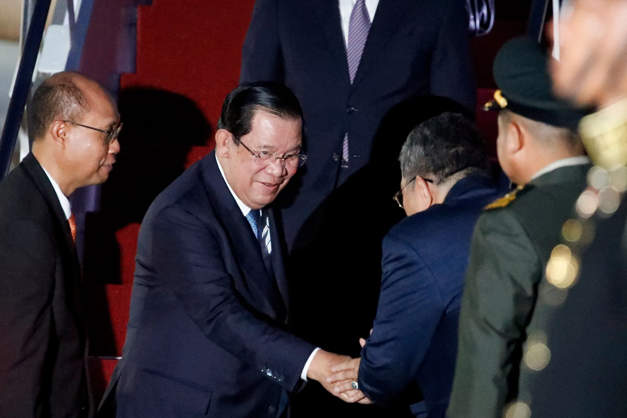 Hun Sen arrives in Bali on Nov. 14.