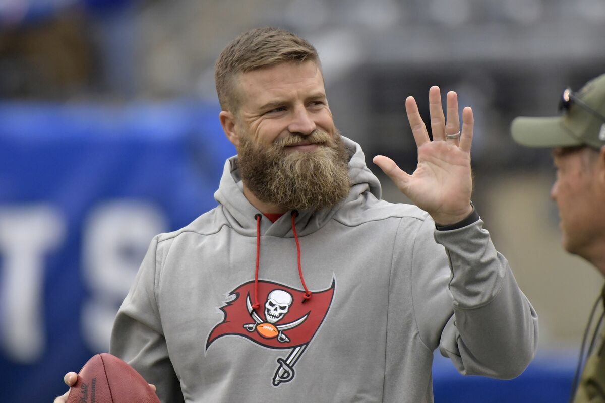 Dolphins QB Ryan Fitzpatrick is no journeyman. His is a story of equal  parts determination and talent - The Boston Globe