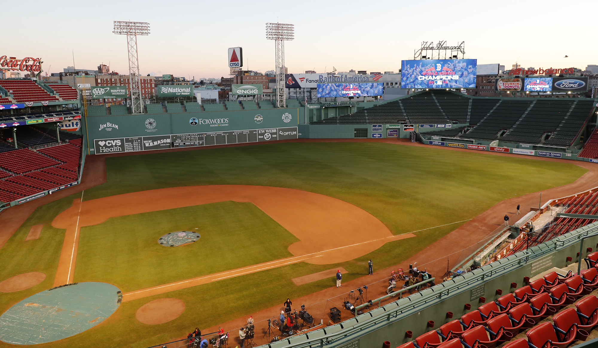 35 Fenway Park 1912 Photos & High Res Pictures - Getty Images