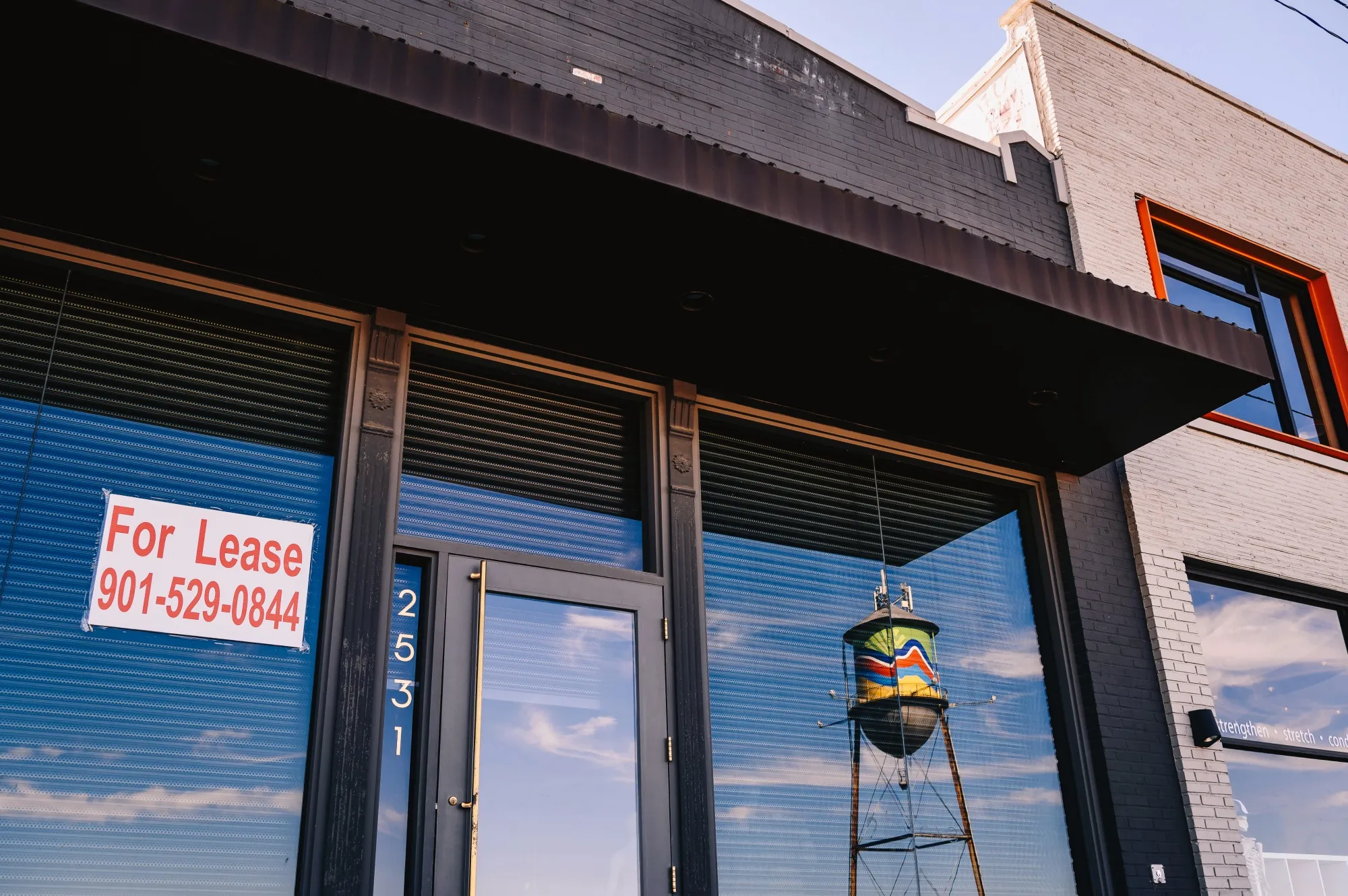 A 'For Lease' sign outside a storefront in&nbsp;Memphis, Tennessee.