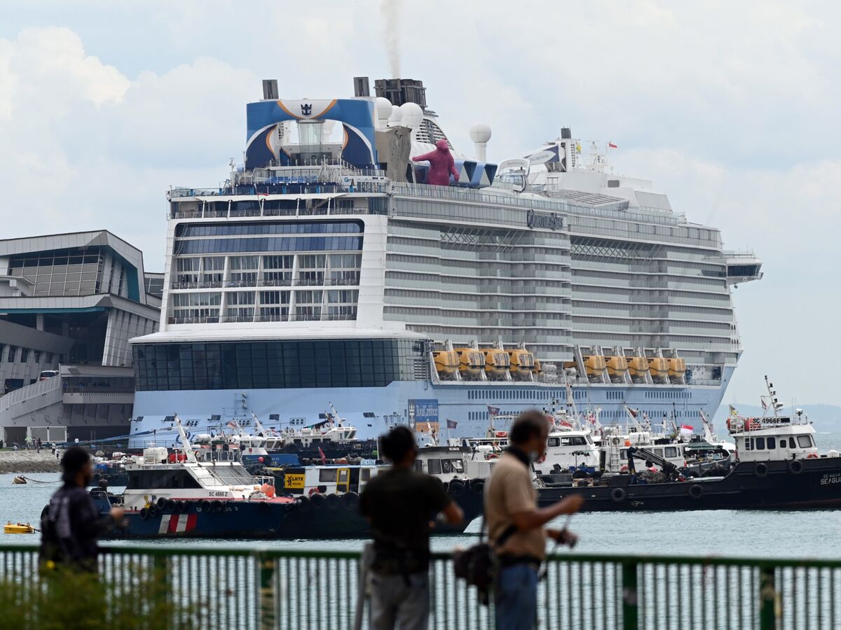 WEF's Davos Plans Should Take Warning From Singapore's Cruise Fiasco ...