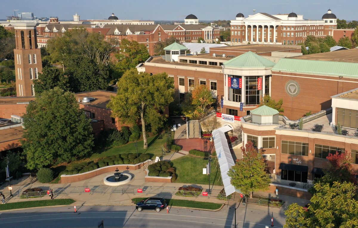 Goldman Margin Loan Eased Nashville College’s Liquidity Crunch