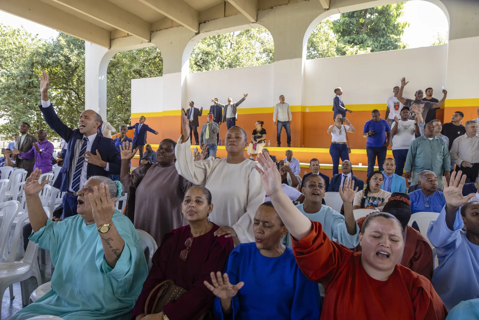 Christian pastors and their followers attend a rally with&nbsp;Brazil’s minister for social development under President Luiz Inacio Lula da Silva in&nbsp;Belford Roxo.