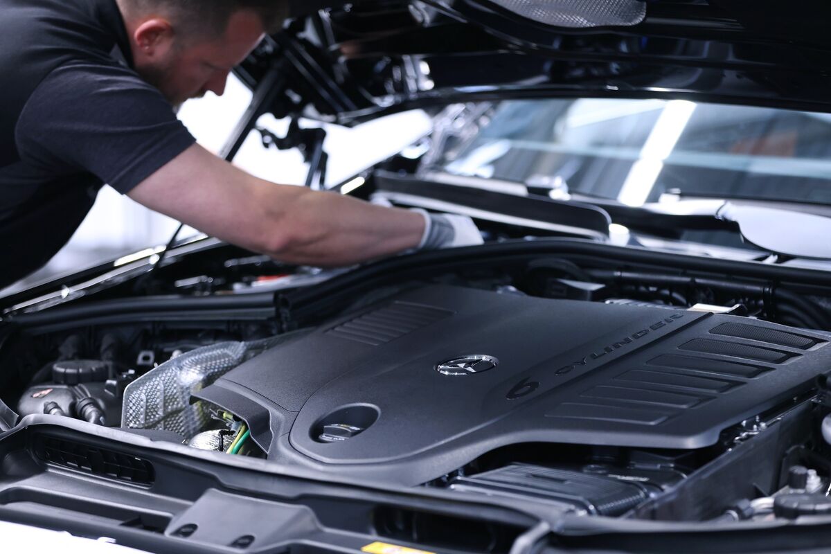 German-French Auto Pact on Hold Over Berlin Job-Pledge Worries