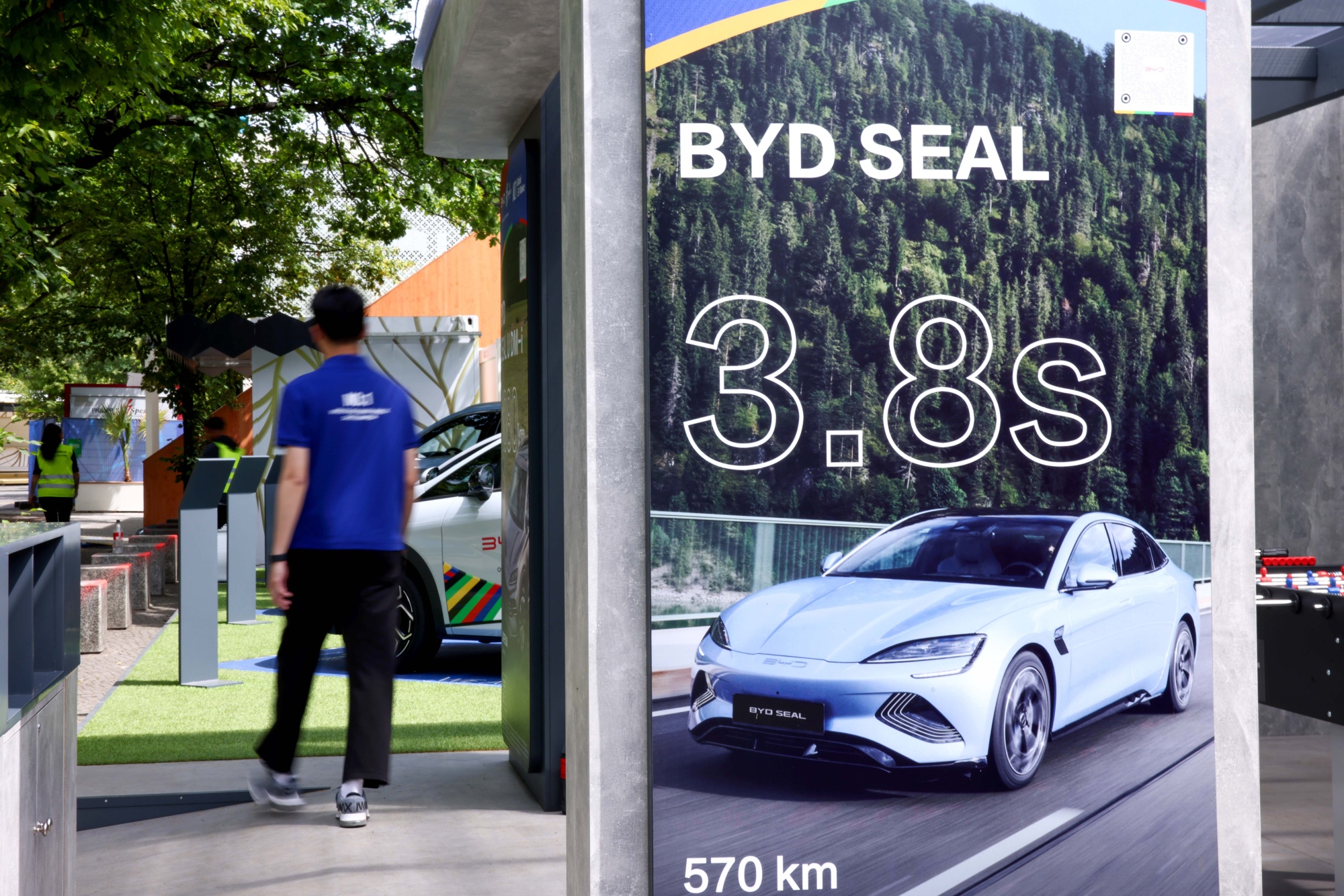 Germany Trying to Prevent or Soften EU Tariffs on China EVs