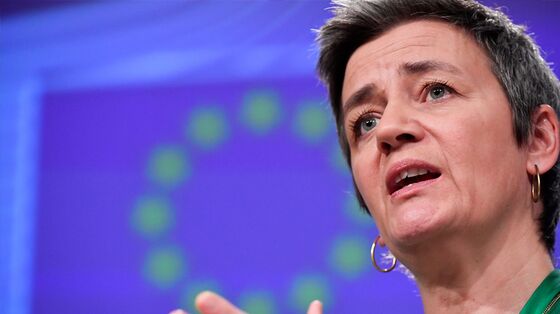 Watch Out for Chinese M&A in Wake of Pandemic, Vestager Warns EU