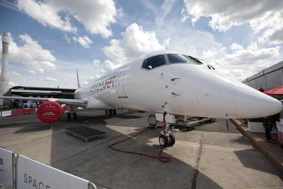 Mitsubishi, Mesa to Explore Potential 100-Plane SpaceJet Deal