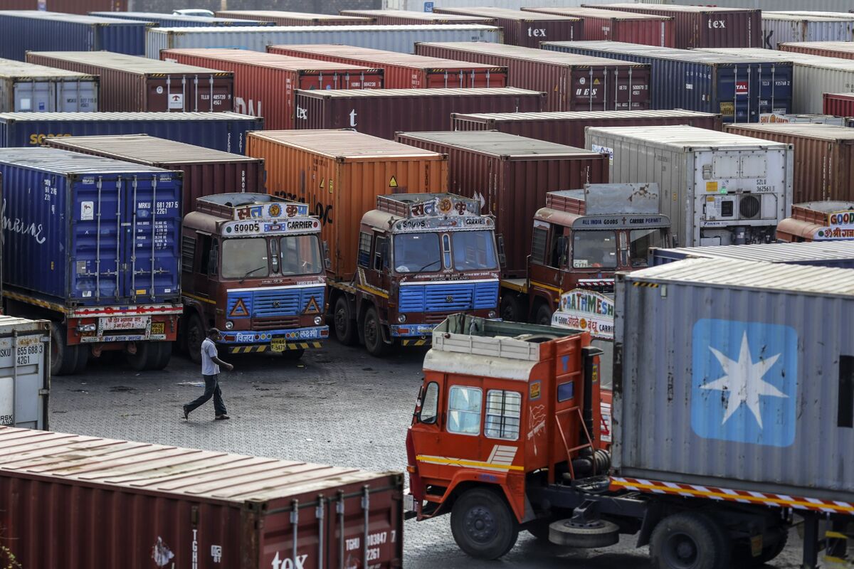 India Trade Gap Narrows Even as Exporters Brace for Tariffs