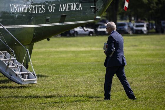 Biden, Johnson to Rally G-7 for Vaccine Push After U.S. Hoarding