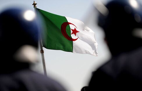 ALGERIA-POLITICS-UNREST